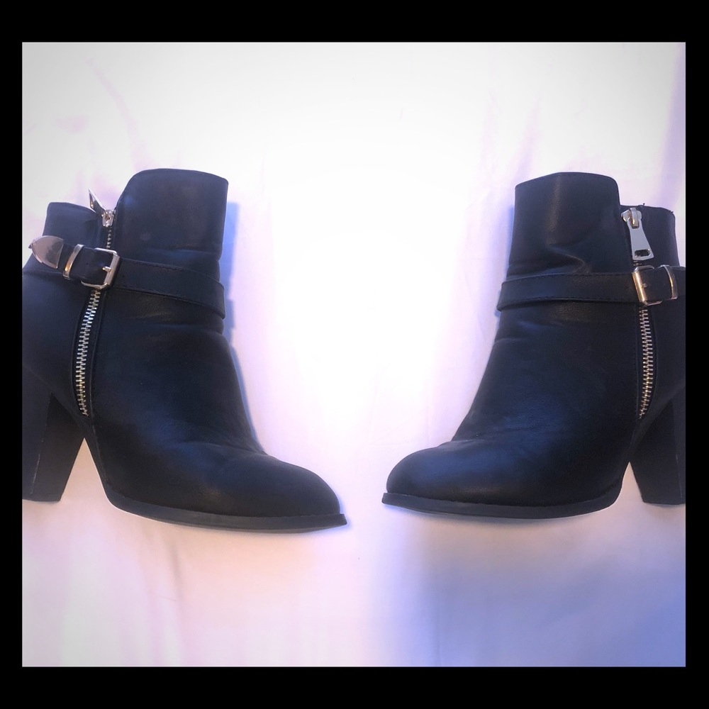 Just fab ankle booties black with gold buckle